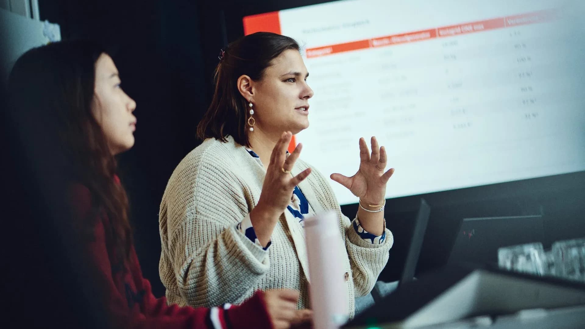 Talk to our experts - Alena